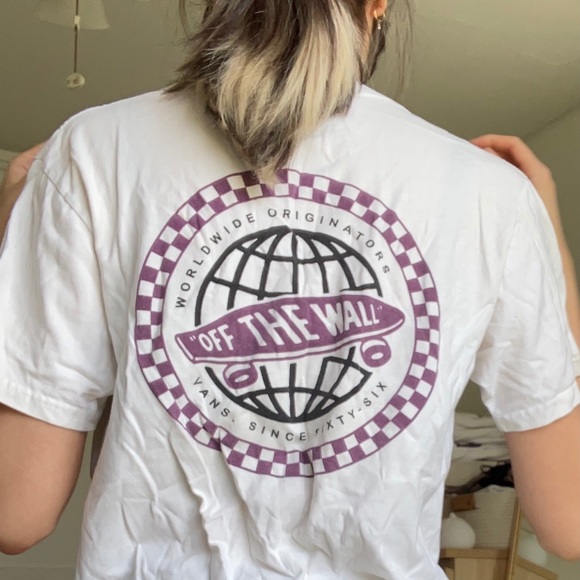 White Shirt - Picture 2 of 3